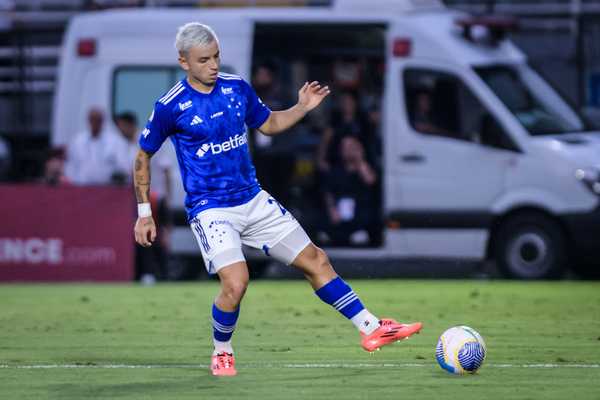 Incerto futuro de Barreal no Cruzeiro em 2025 após renovação nos EUA