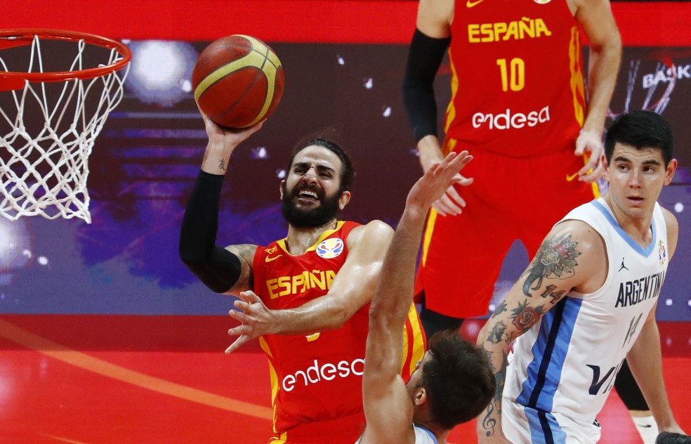 Espanha vence Argentina novamente no basquete masculino e consegue a  classificação no feminino - Surto Olímpico