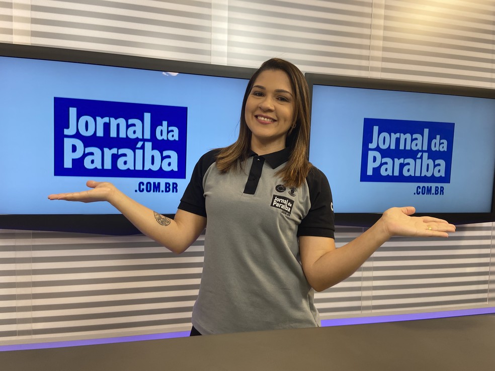 Izabel Rodrigues, narradora da Rede Paraíba — Foto: Divulgação/Rede Paraíba
