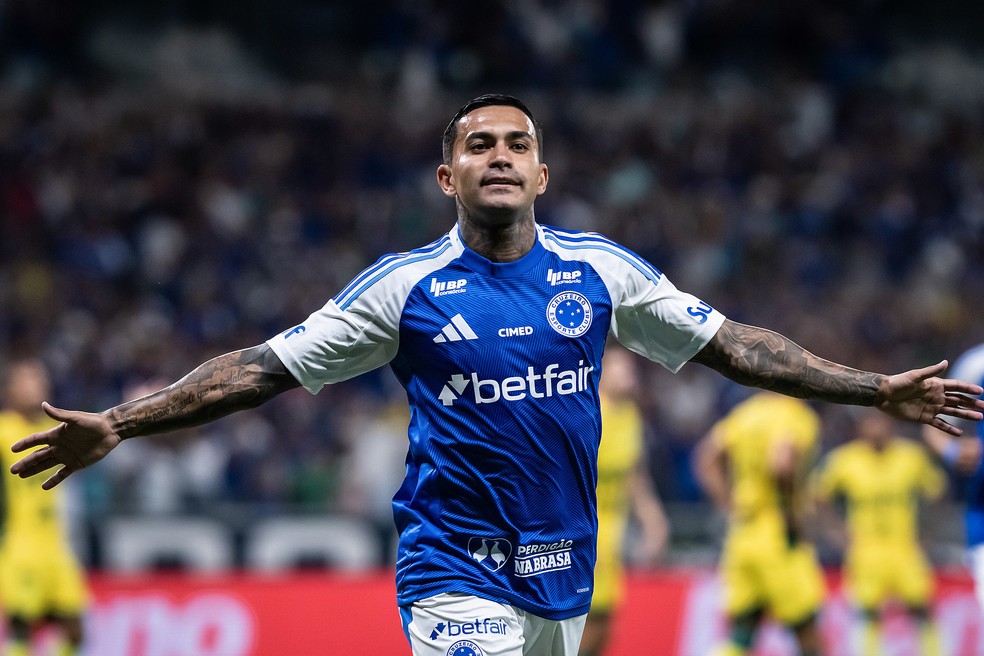 Dudu comemora gol pelo Cruzeiro diante do Mirassol — Foto: Gustavo Aleixo/Cruzeiro