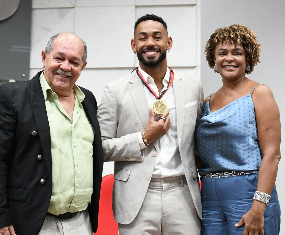 Família de Matheus Cunha celebra convocação para Copa: "Um sonho" | Ge