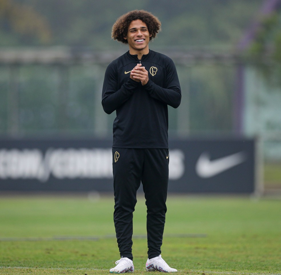 Guilherme Biro em treino do Corinthians — Foto: Rodrigo Coca/Ag. Corinthians