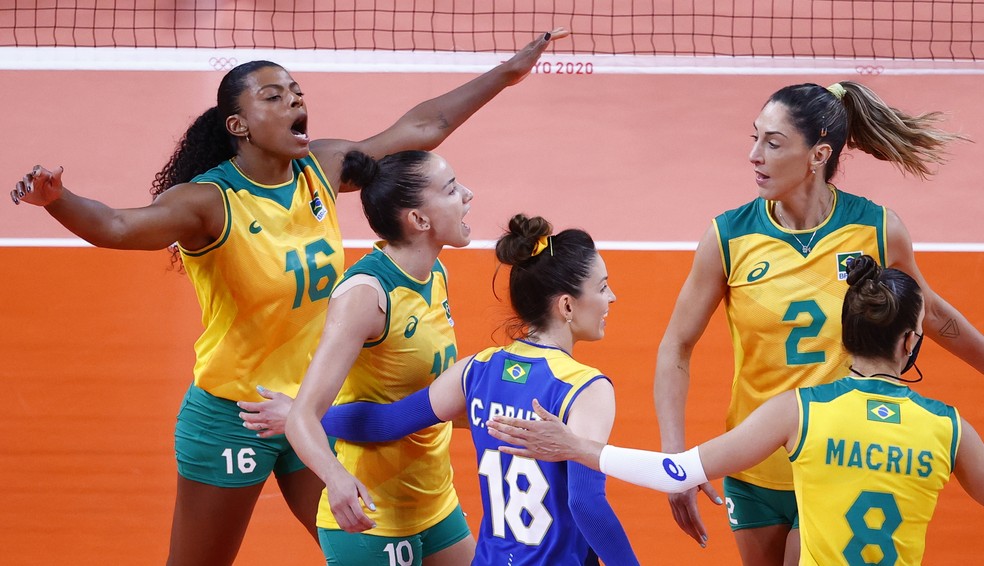 Seleção feminina de vôlei ganha a 3ª no Pan e vai à semifinal; Brasil é  bronze no esqui