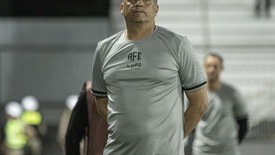 Claudinei Oliveira é o novo técnico do Santa Cruz