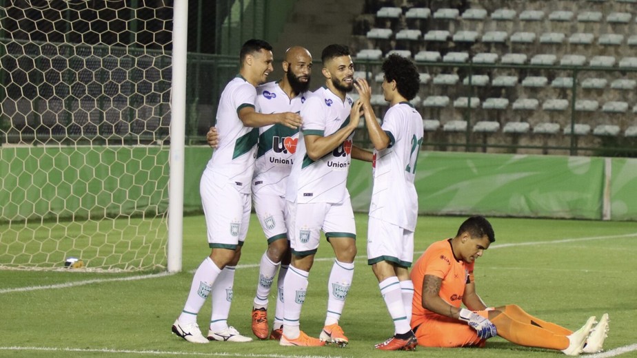 Globo Esporte RS, Veja lances do jogo treino do Inter contra o Barra/SC