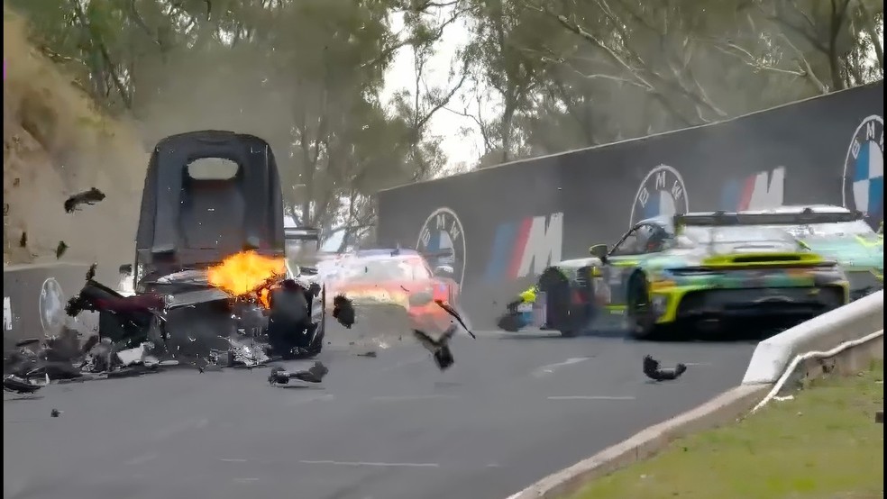 Batida nas 12 Horas de Bathurst 2026, na Austrália — Foto: Reprodução