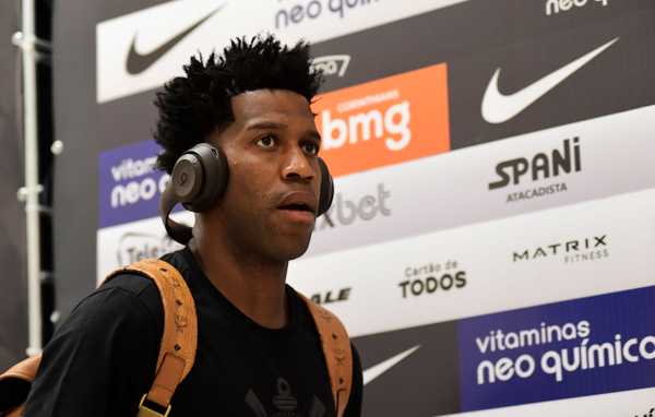 Zagueiro gil processa Corinthians e exige R$ 11,3 milhões em indenização.