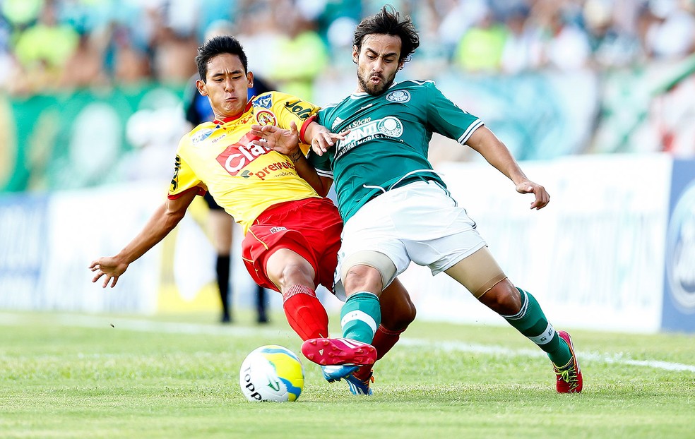 Atlético Sorocaba enfrentou o Palmeiras no Campeonato Paulista de 2014  — Foto: Piervi Fonseca / Agência Estado