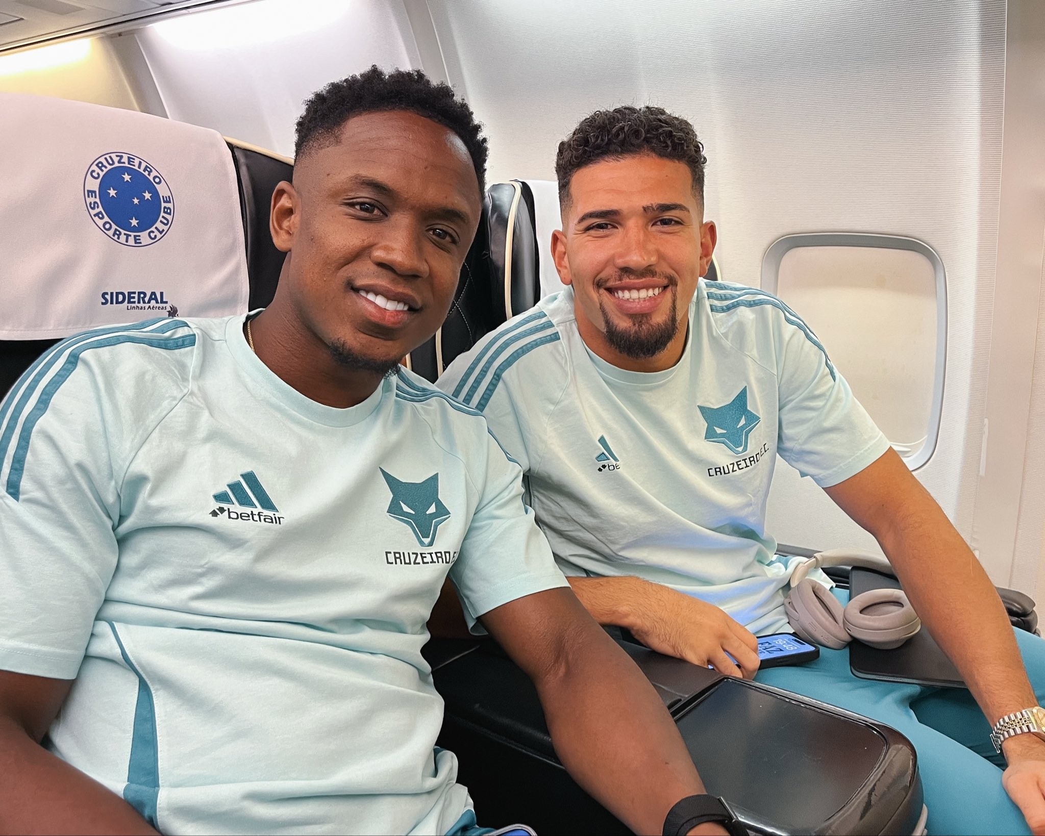 Escalação do Cruzeiro com Sinisterra para Jogo Decisivo Contra o Palmeiras