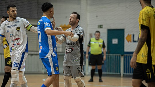 Dracena abre vantagem, cede o empate, mas vence o São Bernardo com gol no fim do jogo