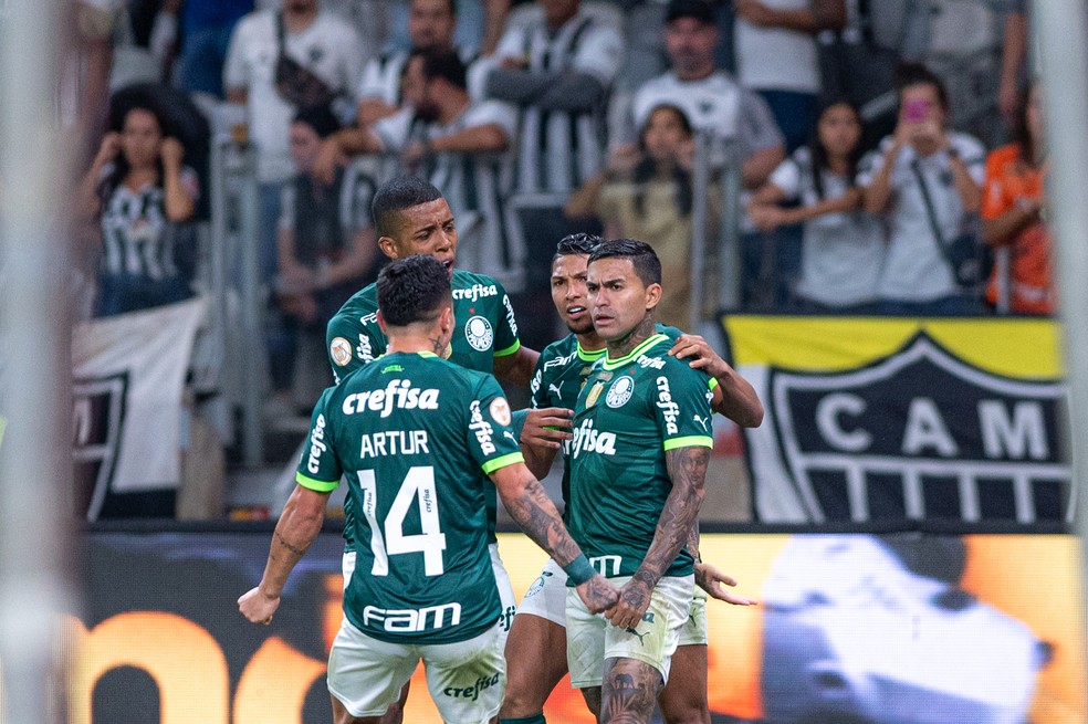 Palmeiras é campeão invicto de mais um torneio de base na Europa - Lance!