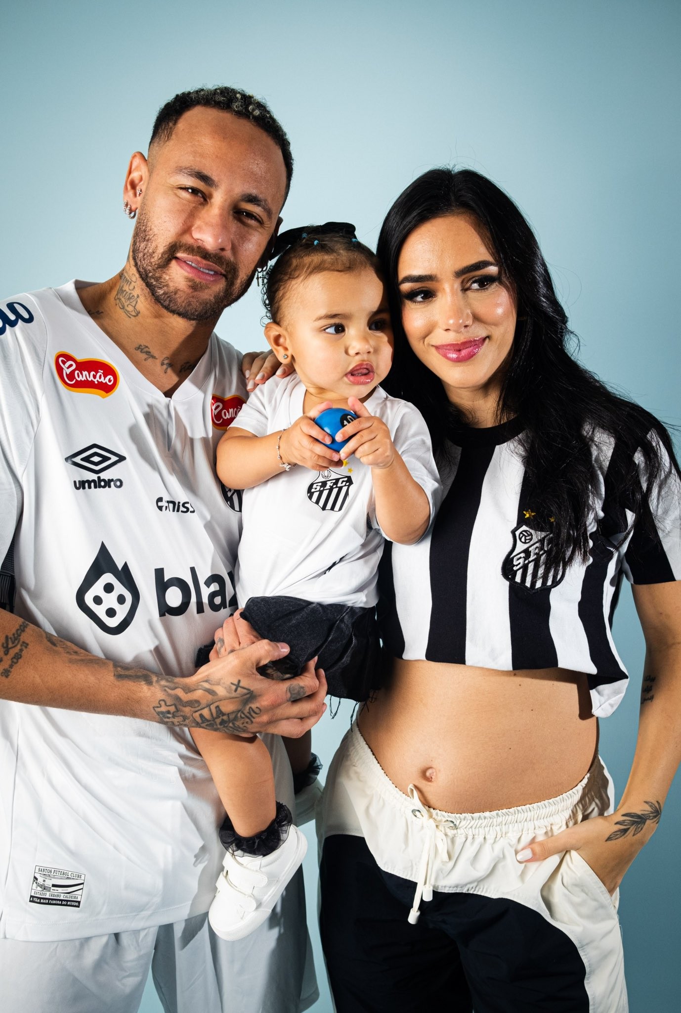 Nasce Mel, filha de Neymar, que é liberado de treino do Santos no CT