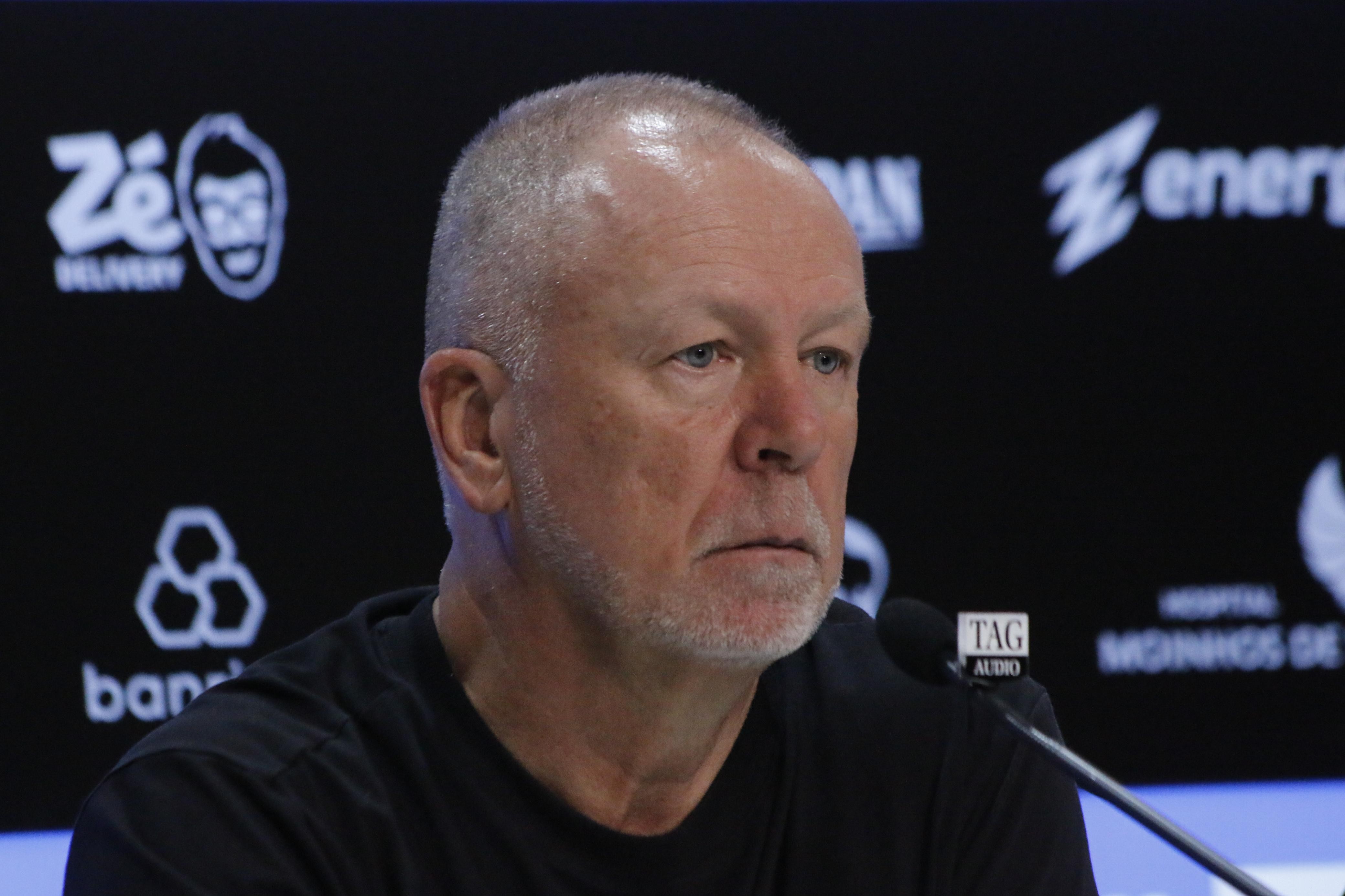 Mano despista, mas ressalta importância da continuidade no Grêmio.