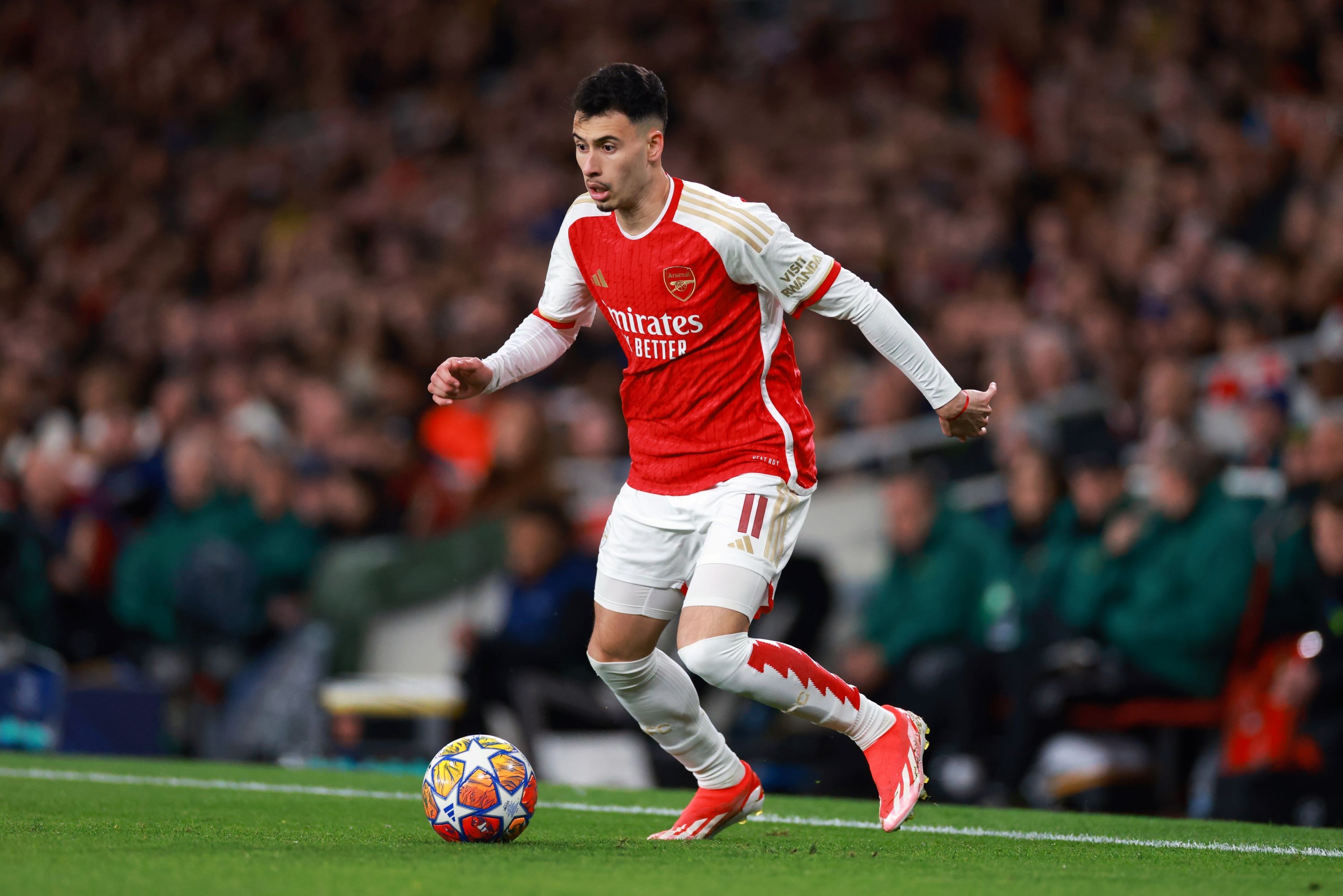 Gabriel Martinelli chega a 200 jogos por clubes em duelo na Champions ...