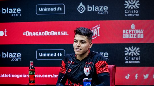 Roni vê motivação extra com possibilidadesportingbet formas de depositoo Atlético-GO sair da lanterna