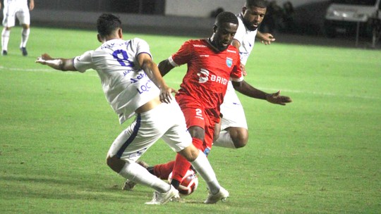 Copa Espírito Santo: Vilavelhense e Vitória-ES empatam no jogo de ida das semifinais - Programa: Globo Esporte 
