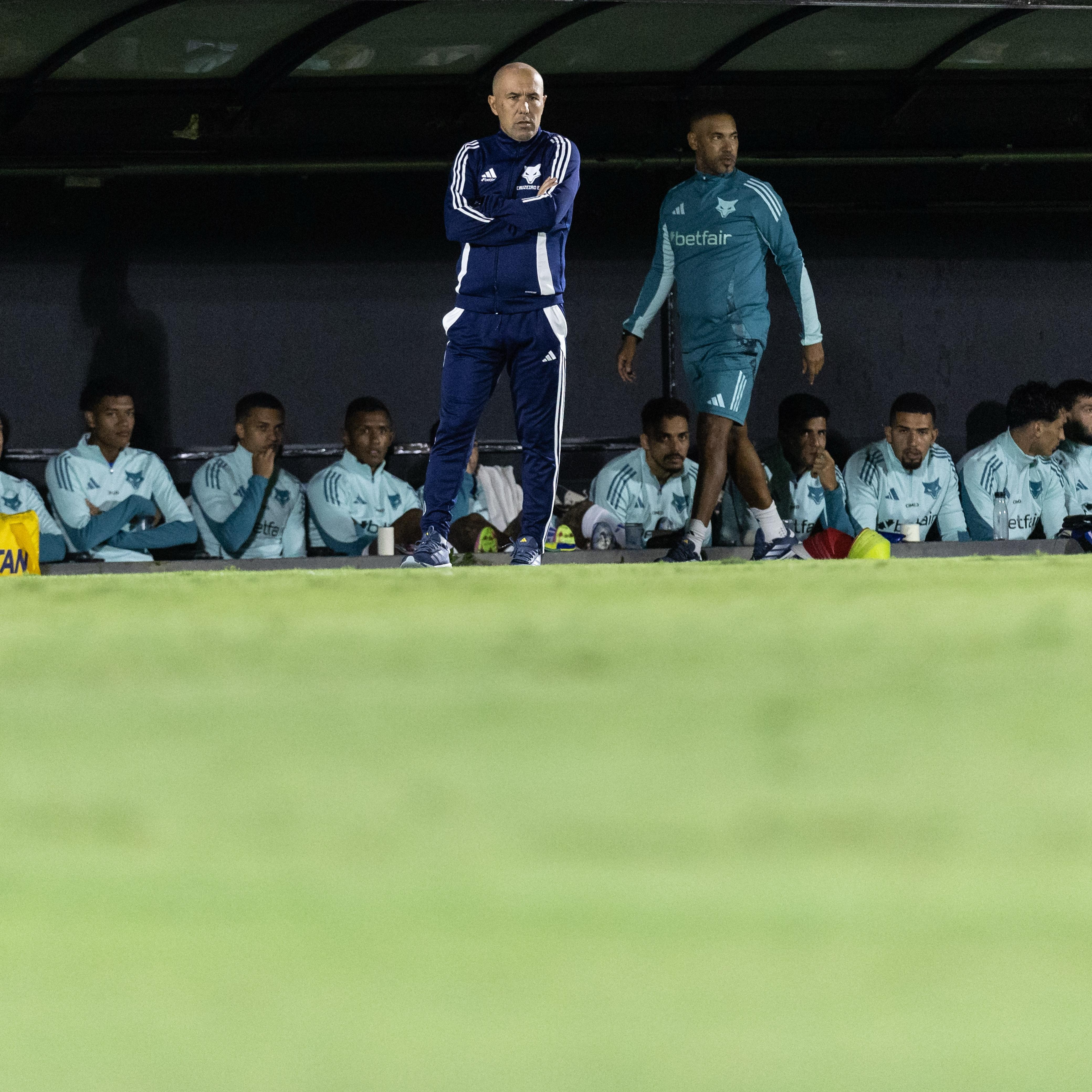 Desgaste no Cruzeiro aponta necessidade de mudanças na equipe titular.