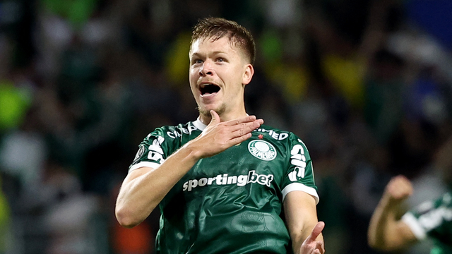 Bruno Fuchs comemora o segundo gol