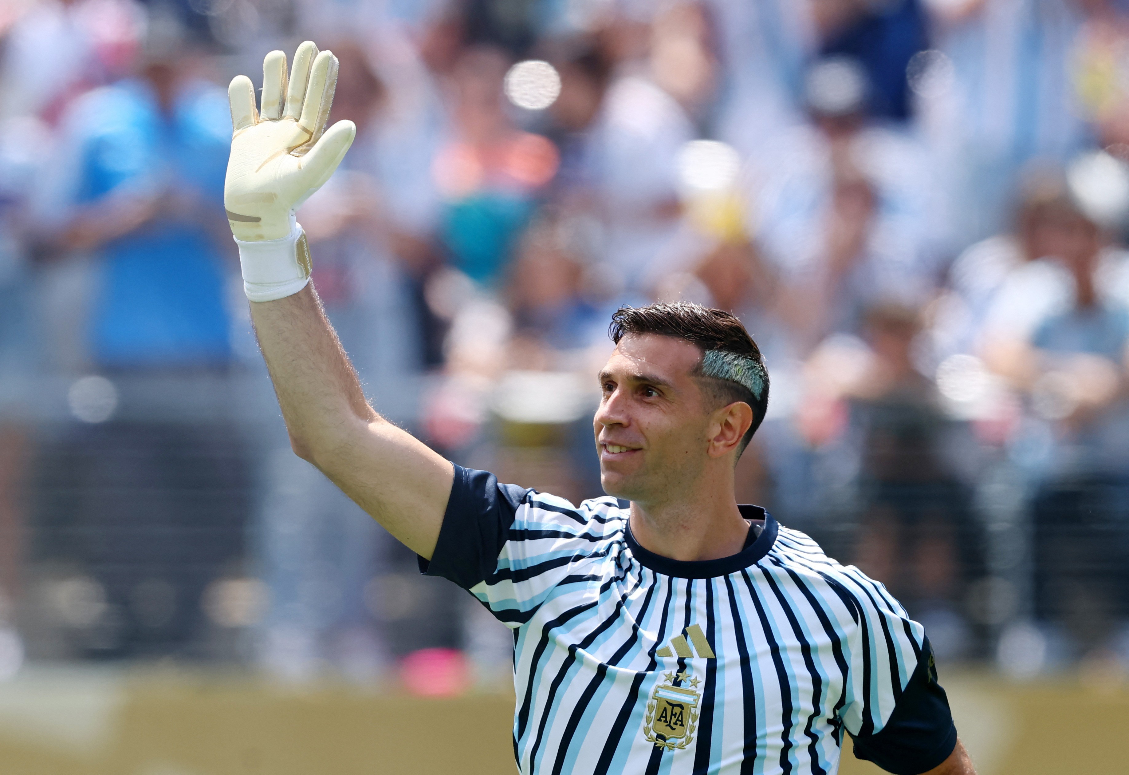 Juventus faz proposta por Dibu Martínez, goleiro campeão do mundo pela Argentina; veja valores