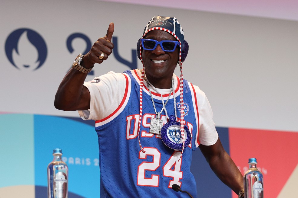 Rapper Flavor Flav nas Olimpíadas de Paris 2024 — Foto: Mike Lawrie/Getty Images