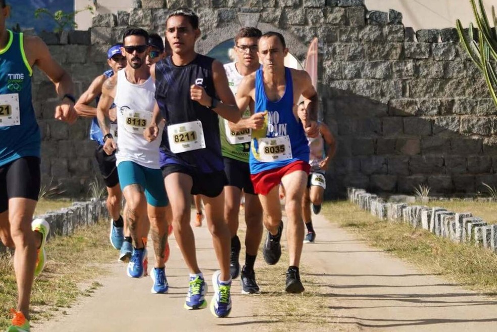 Corredores em prova no distrito de Fazenda Nova