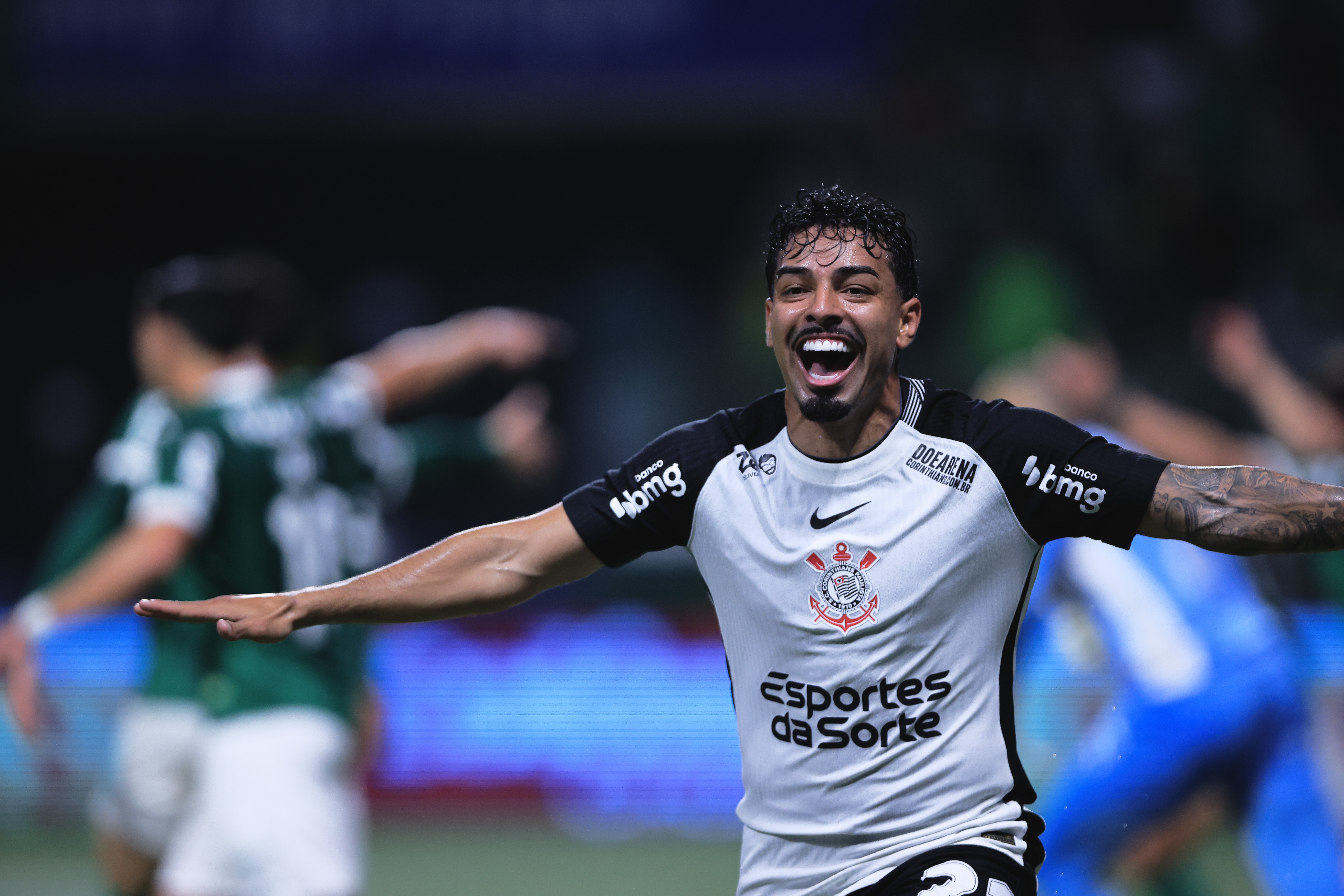 Matheus Bidu, autor de um dos gols do Corinthians (Foto: Ettore Chiereguini/AGIF)