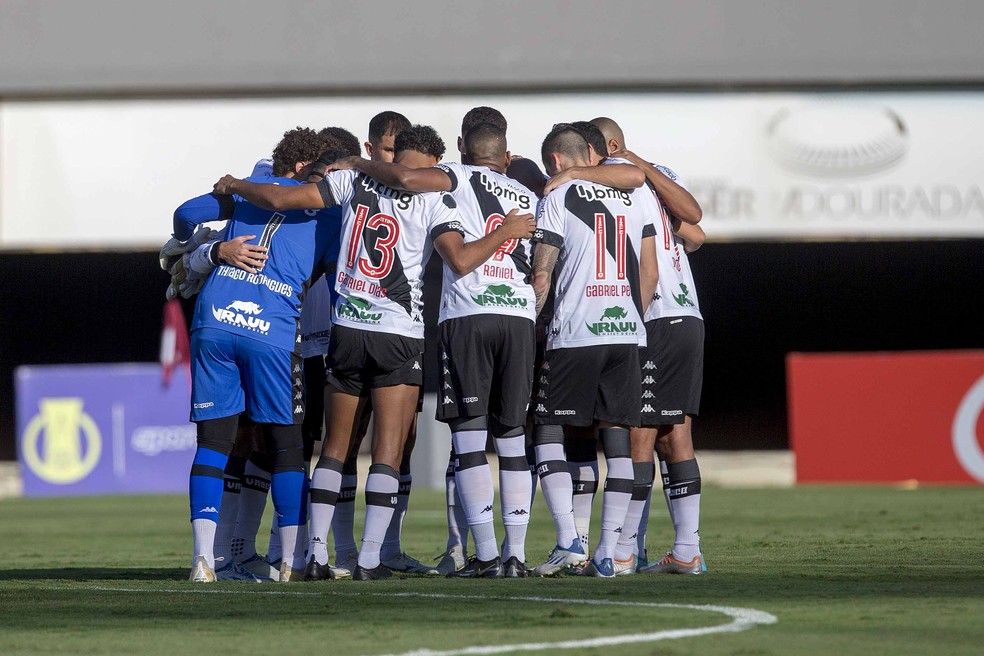 Vasco e Grêmio empataram pela série B em jogo de muitas faltas e