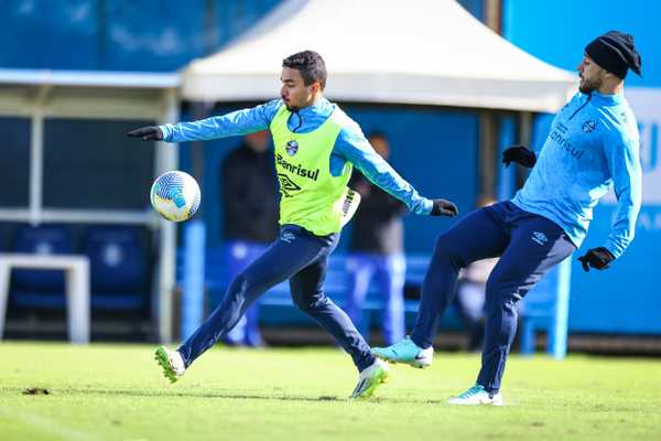 Grêmio informa lesão do lateral-direito Fábio