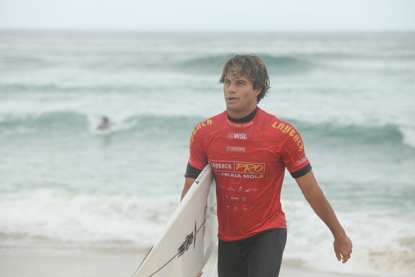 Crosby Colapinto se lesiona e deixa início de temporada da WSL