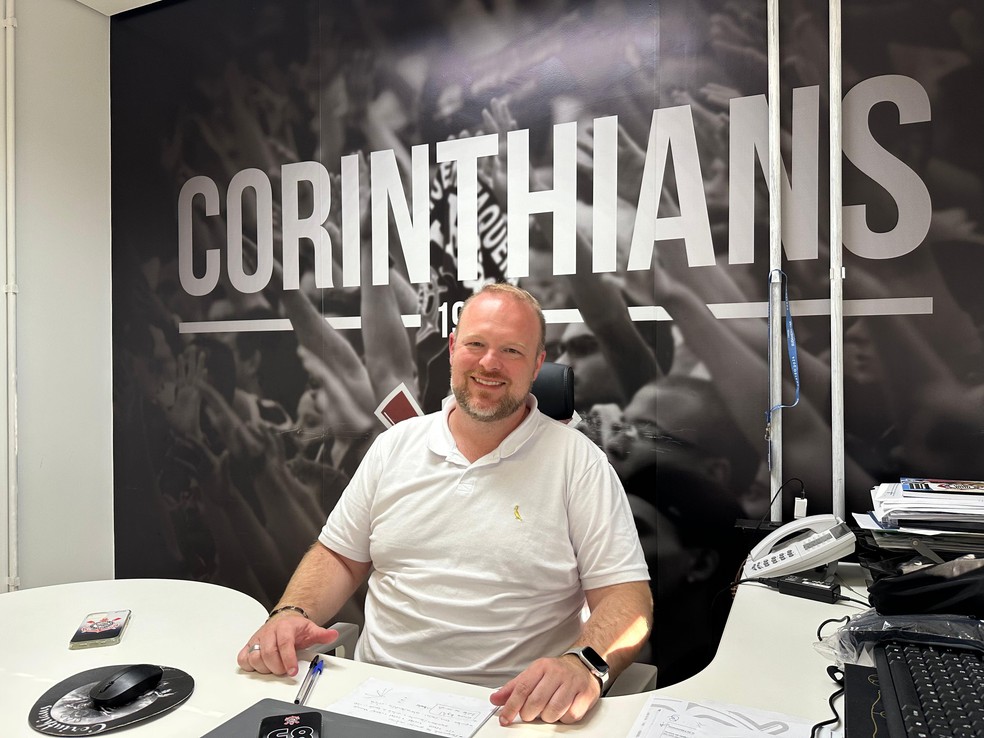 Vinicius Manfredi, superintendente de marketing do Corinthians, em entrevista ao ge — Foto: Bruno Cassucci