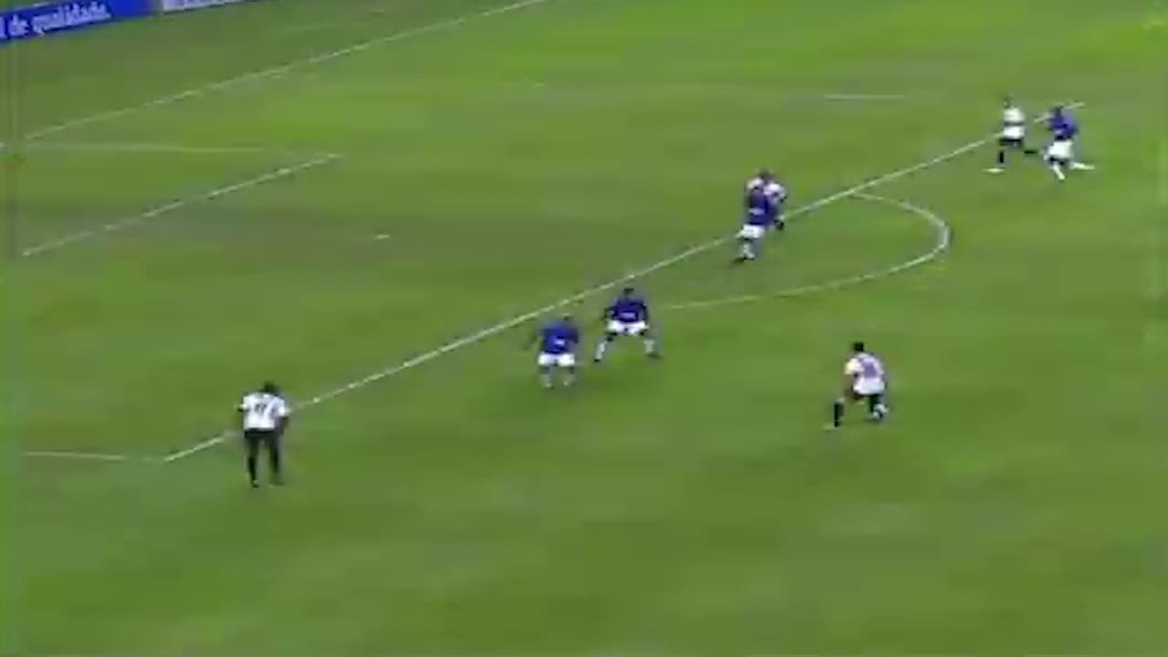 Contra o Cruzeiro, no Brasileirãopalpites goias x fluminense2007