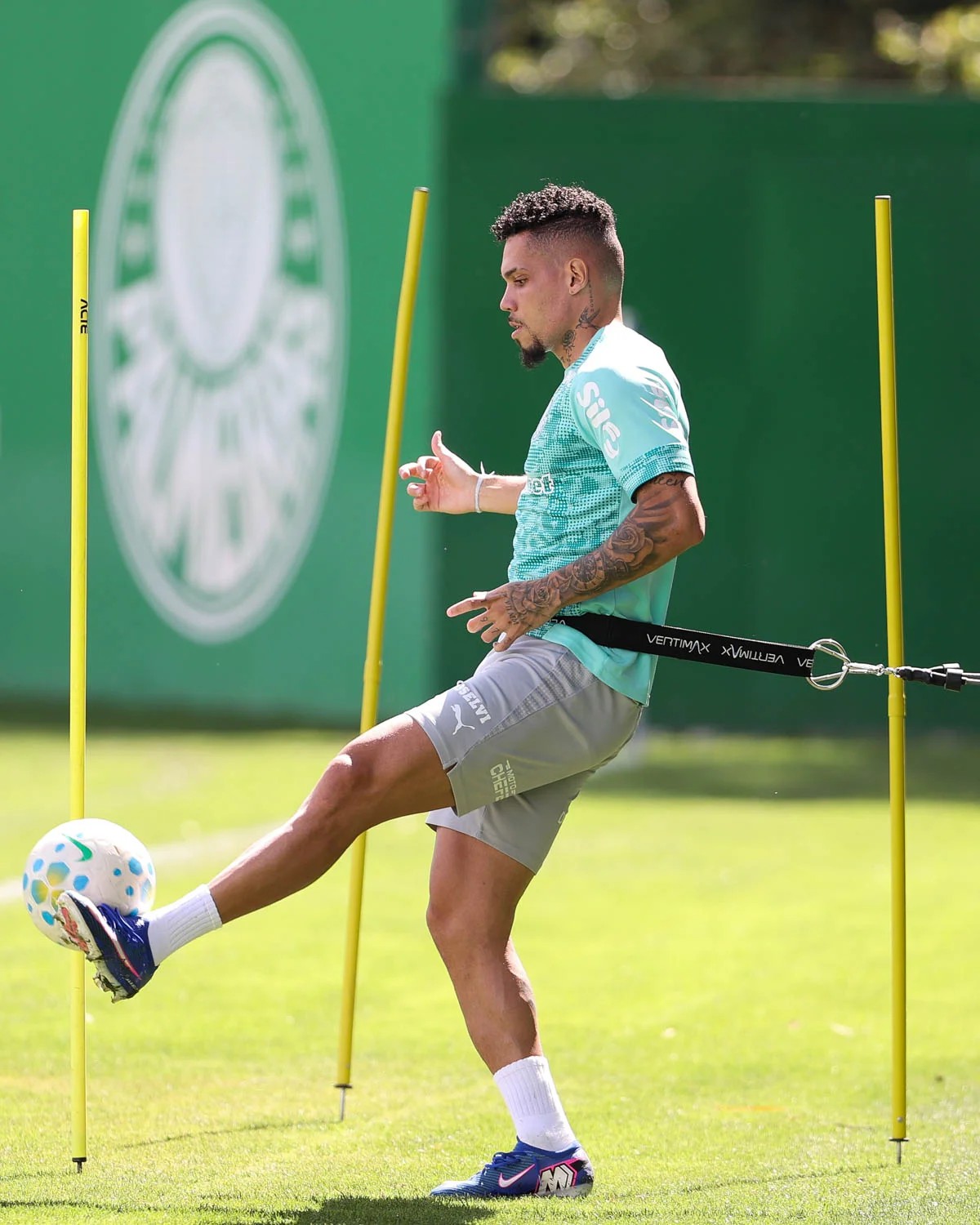 Paulinho Avança em Transição Física e Se Aproxima do Retorno ao Palmeiras