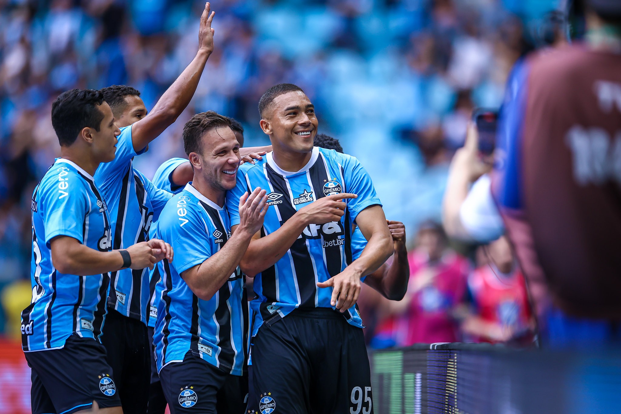 Grêmio apresenta base sólida para temporada de 2026, concordam comentaristas esportivos