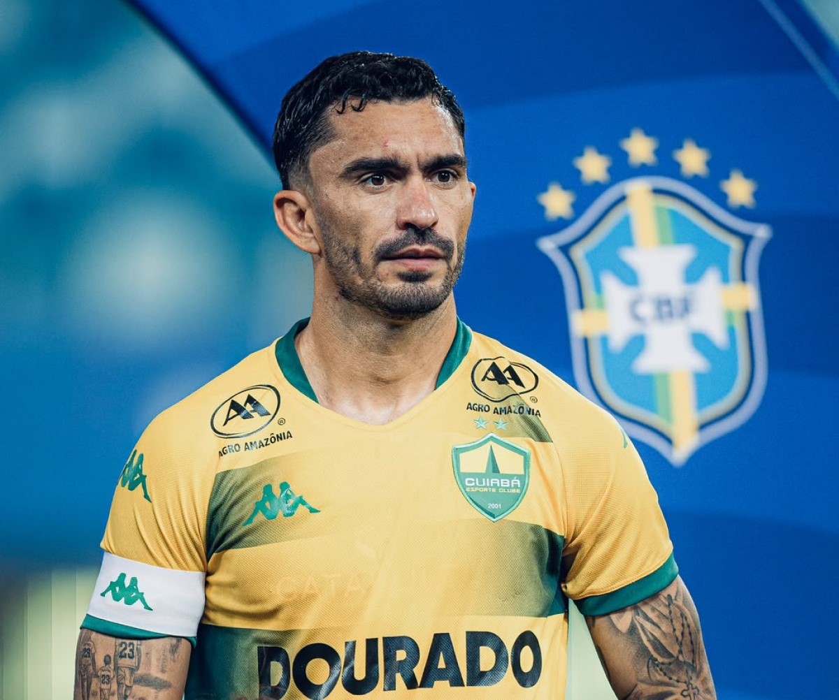 Raul é o jogador de linha com maior minutagem da Série B 2026: "Continuar ajudando"