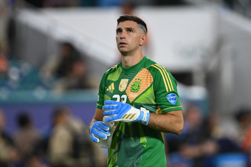 Dibu Martínez após a derrota da Argentina para a Colômbia — Foto: Getty Images