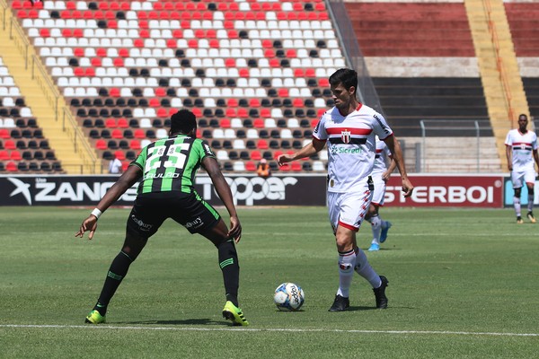 GloboEsporte.com > Futebol > Palmeiras - NOTÍCIAS - Roque Júnior faz  trabalho especial em Atibaia para melhorar o entrosamento