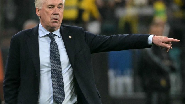 Carlo Ancelotti em Brasil x Paraguai