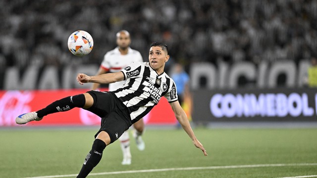 Savarino em Botafogo x São Paulo