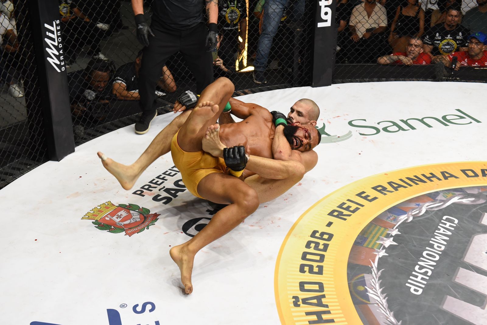 Jungle Fight define semifinalistas do Fight do Milhão com nocautes em série