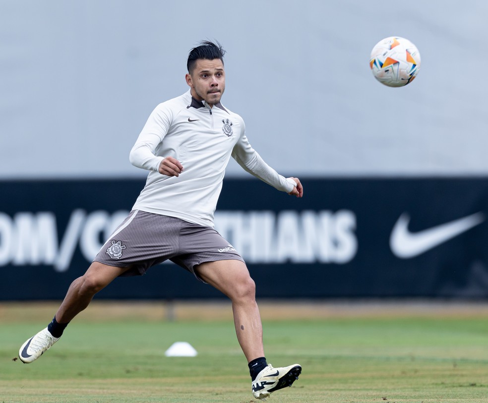 Romero no treino do Corinthians — Foto: Rodrigo Coca/Agência Corinthians
