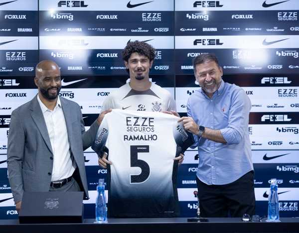 André Ramalho explica motivo de aceitar proposta do Corinthians e pede tempo de adaptação