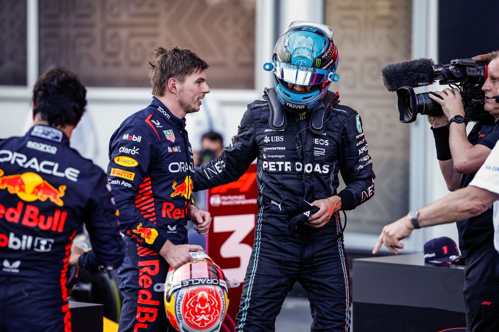 Max Verstappen cobrou George Russell após corrida sprint no GP do Azerbaijão — Foto: Gongora/NurPhoto via Getty Images