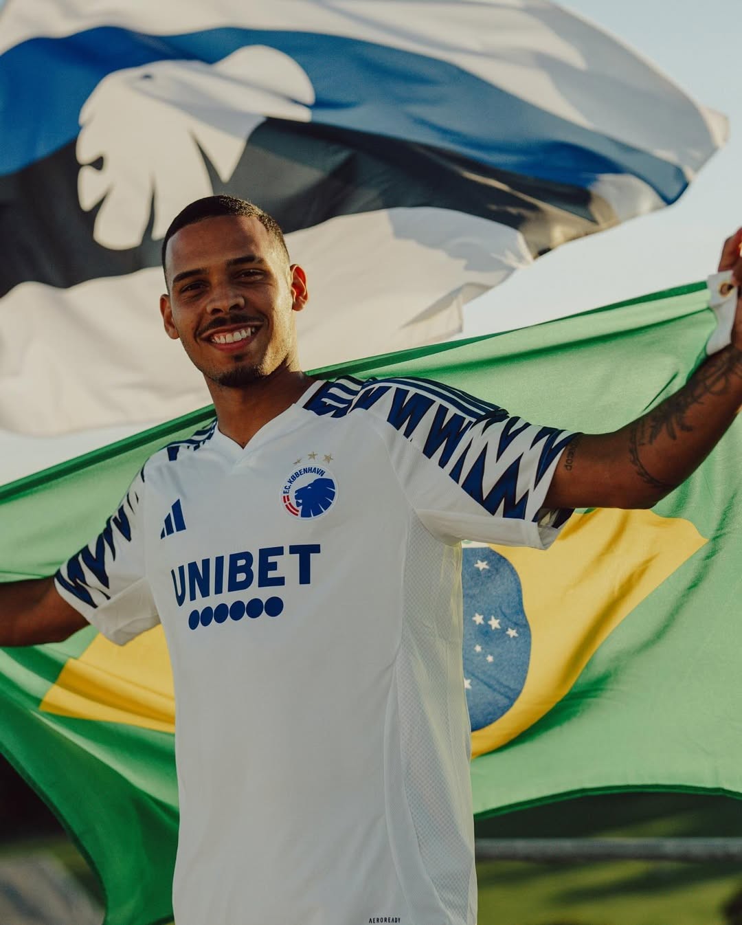 Vasco avança por Gabriel Pereira enquanto sonda Cebolinha, que prefere sair do país e recebe R$ 1,2 mi no Flamengo