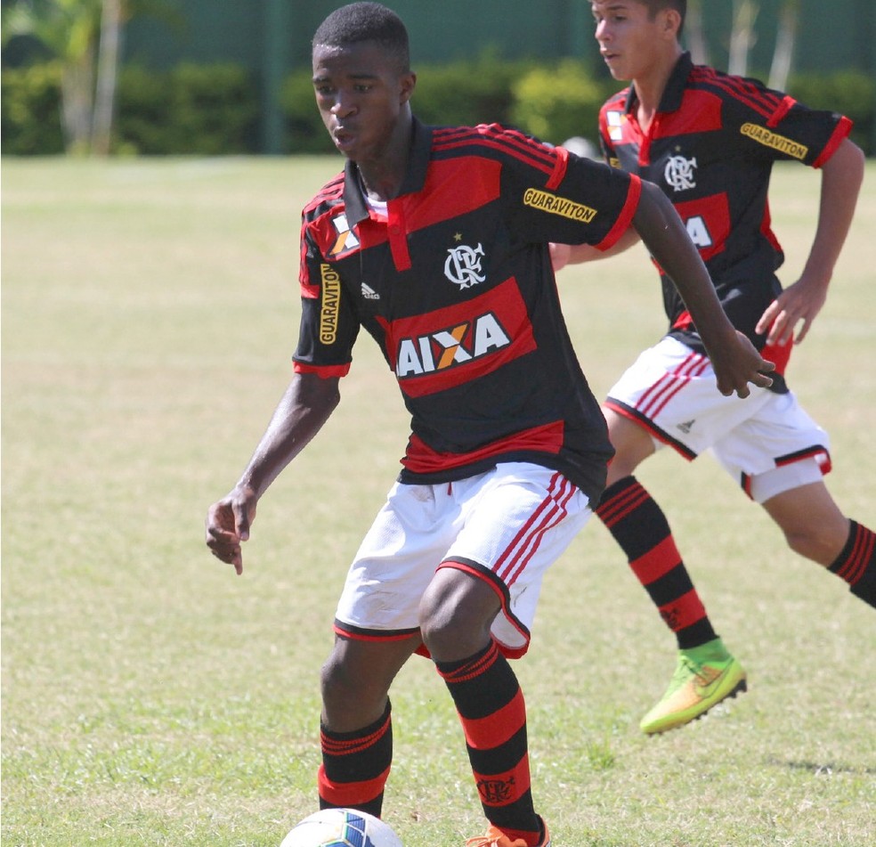 Vini Jr foi campeão em Votorantim na edição de 2015 e o artilheiro com seis gols — Foto: Divulgação/ Prefeitura de Votorantim