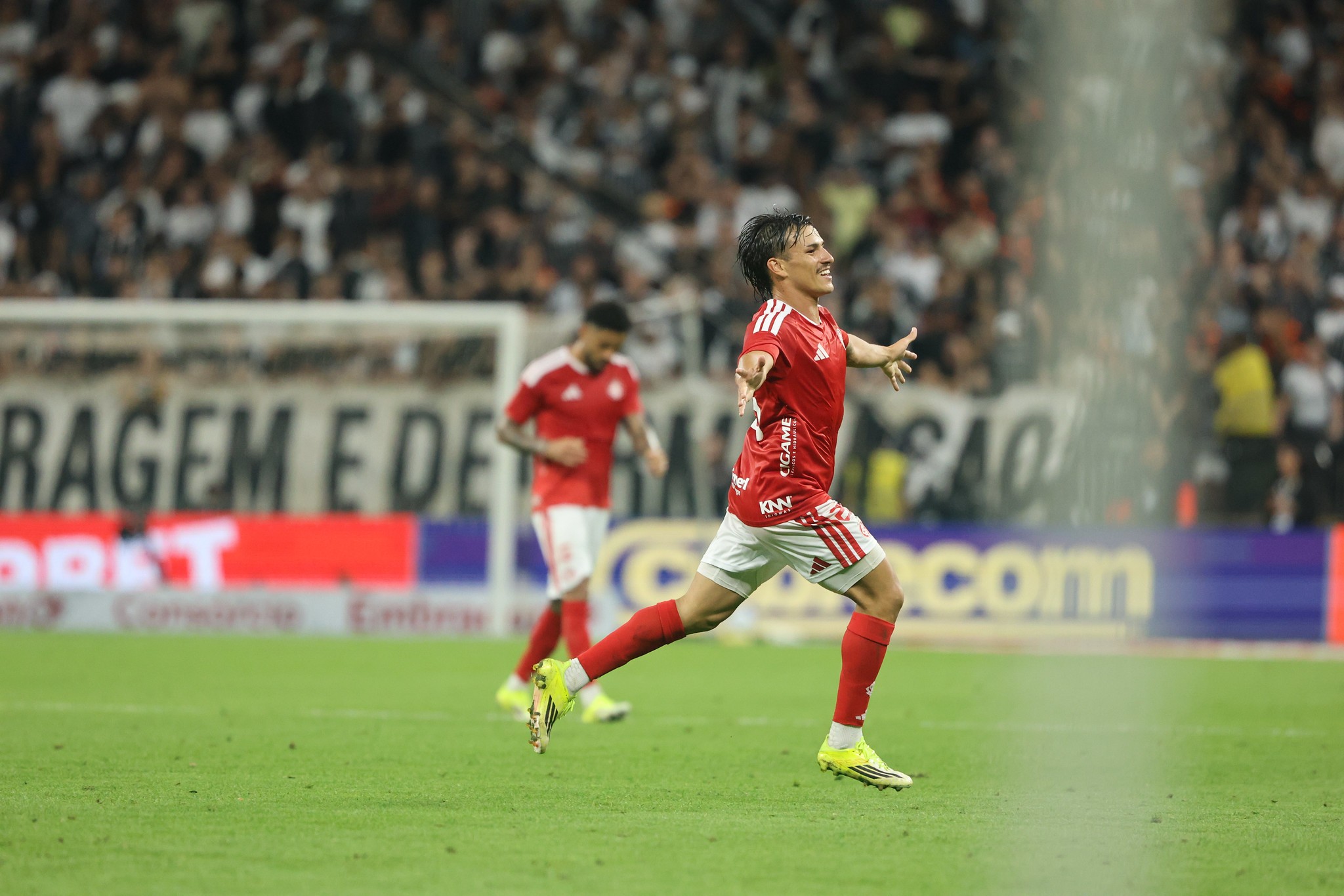 Atuações do Inter: dupla brilham em vitória; dê notas