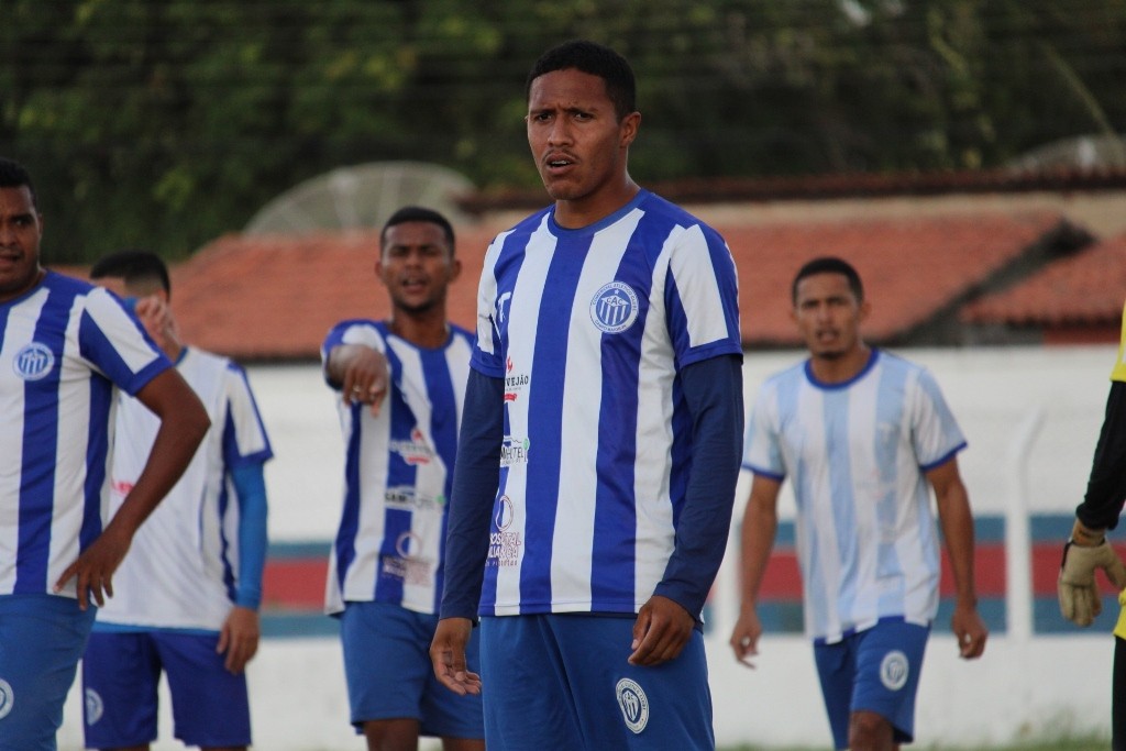 River-PI anuncia atacante Lenilson, ex-Altos, Picos e Comercial-PI, para o Piauiense Série B 2026