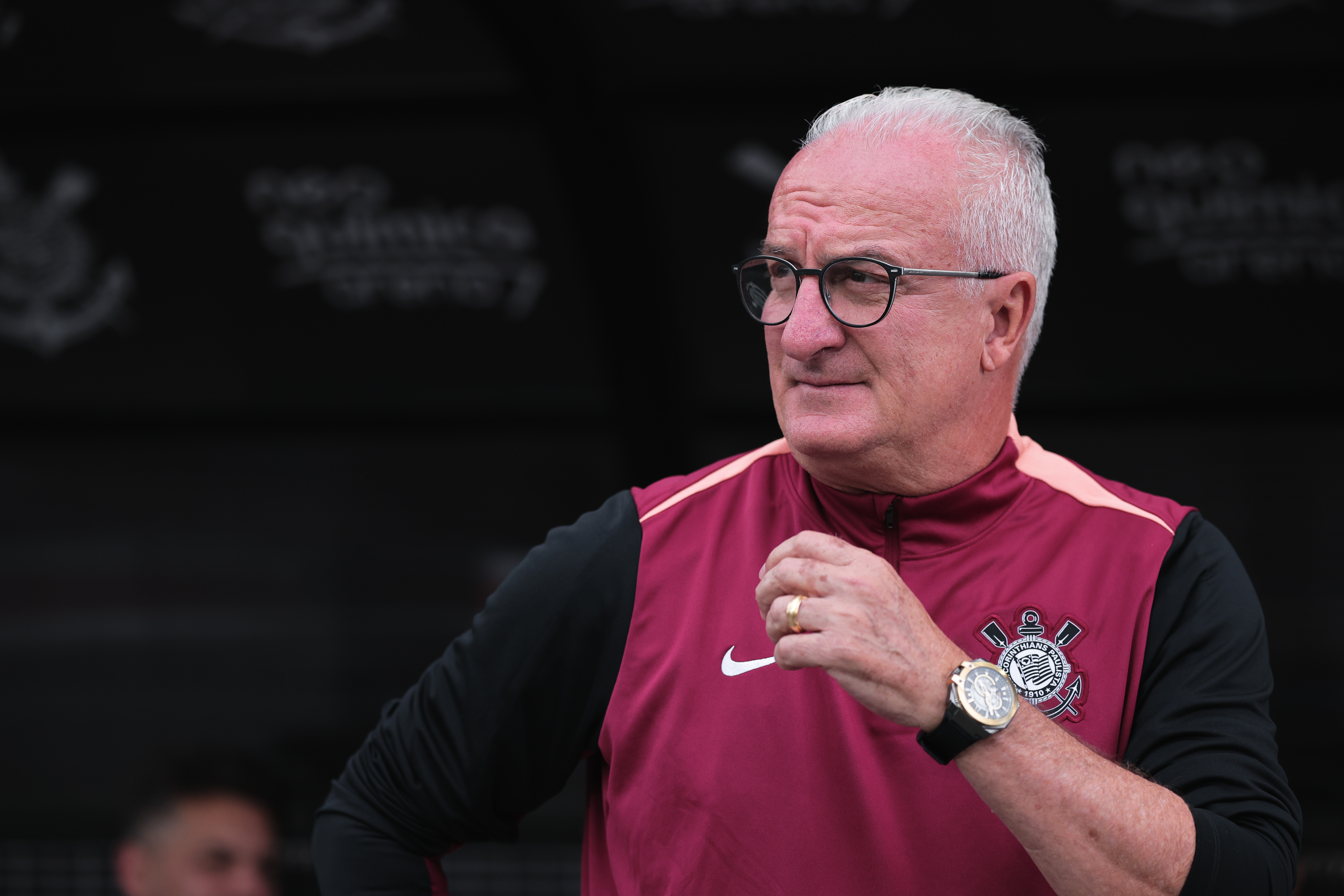 Dorival valoriza volume de jogo do Corinthians em clássico | Ge