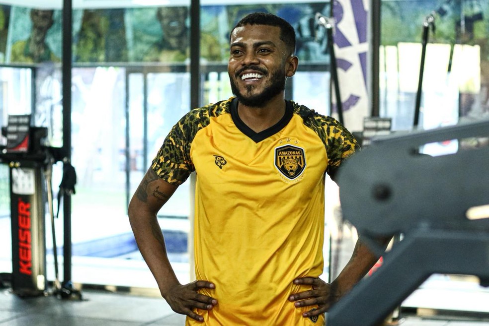 Marcelo Cirino poderá ser inscrito pelo Amazonas — Foto: João Normando/AMFC