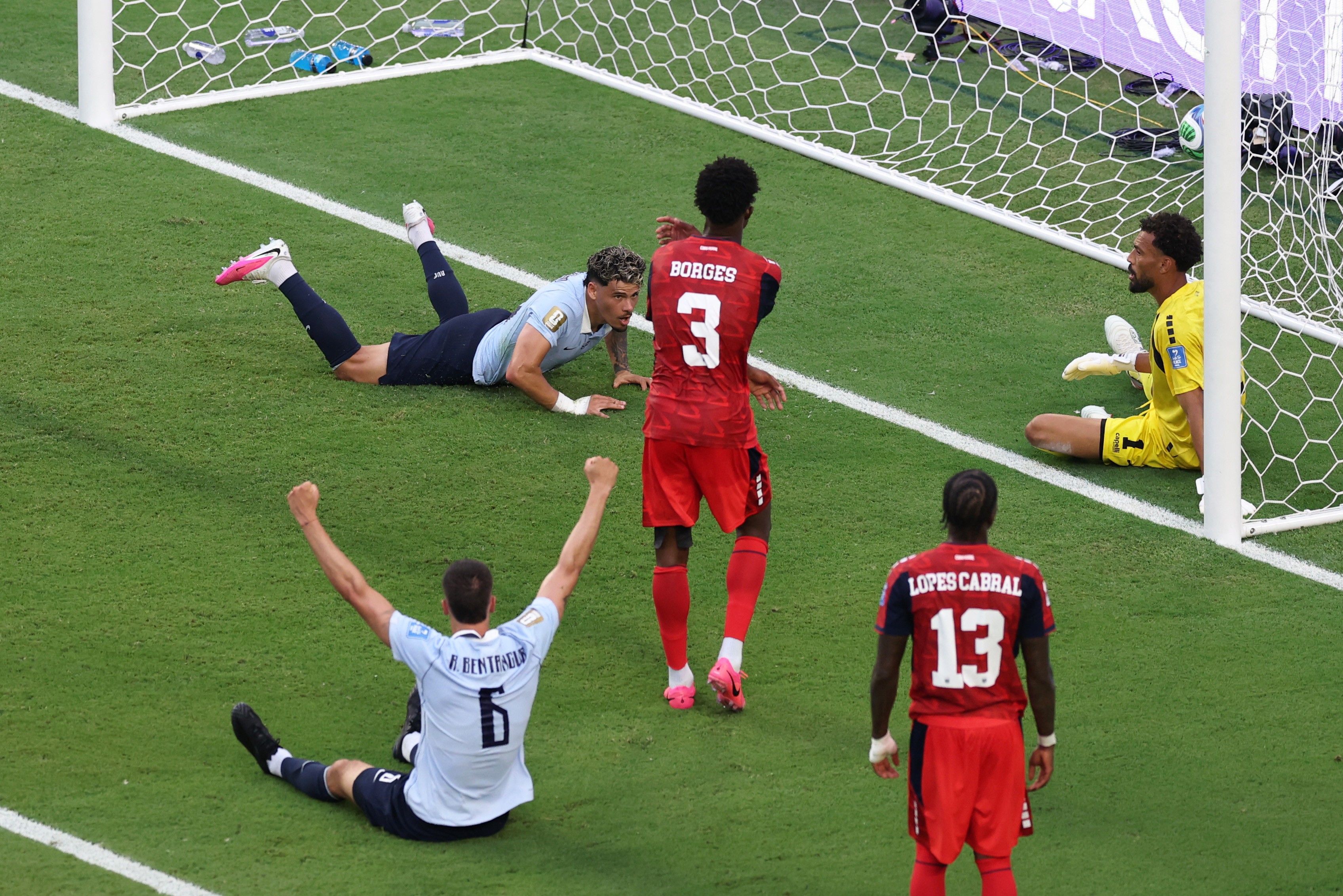 2026-06-21t224758z-775918887-up1em6l1rbxe6-rtrmadp-3-soccer-worldcup-ury-cpv.jpg