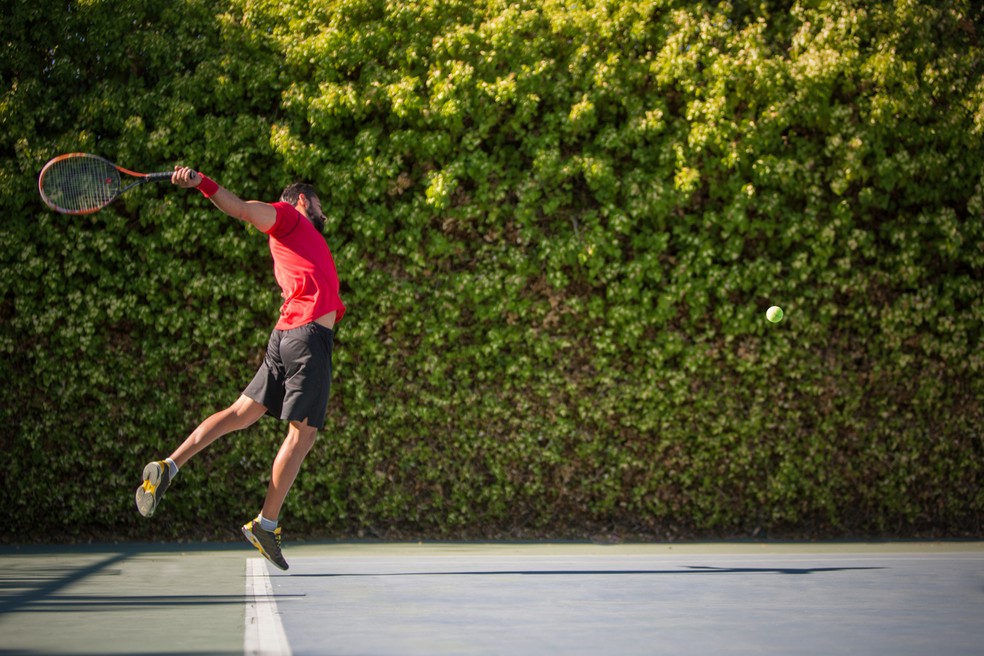Mais seguro, tênis vira alternativa para prática de esporte na